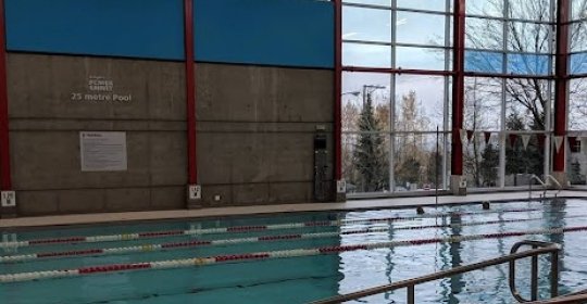 Piscina Tong Louie Family YMCA - Greater Vancouver Area