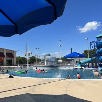 Piscina Twin Lakes Family YMCA - Williamson County