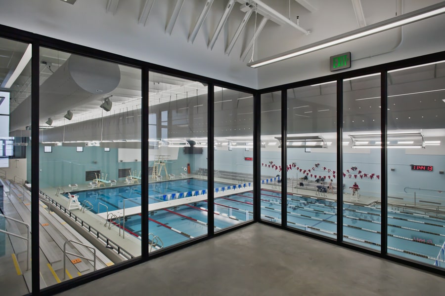 Piscina Two Rivers High School Aquatic Center - Dakota County