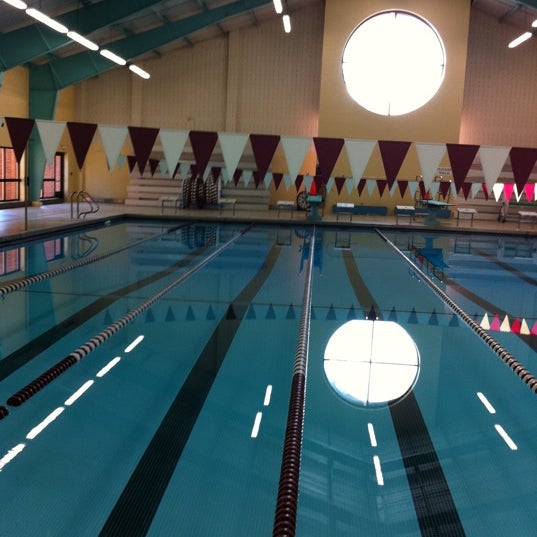 Piscina Walter J. Gawrych North Haven Community Pool - New Haven County