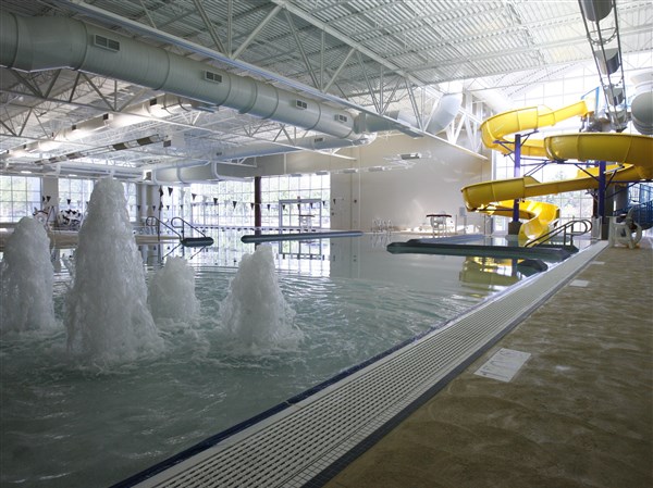 Piscina West Toledo YMCA - Lucas County