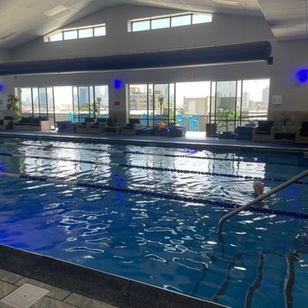 Piscina XCEL Athletic Lifestyle Gym & Pool - Hudson County