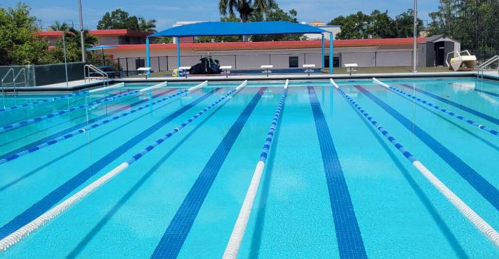 Piscina YMCA Norris Aquatic Center - Collier County