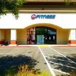 Piscina 24-Hour Fitness - Chino Hills Marketplace Sport Gym - San Bernardino County