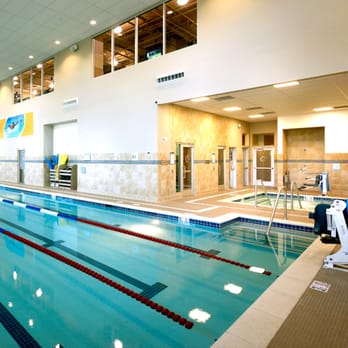 Piscina 24-Hour Fitness - Lakewood Sport Gym - Jefferson County