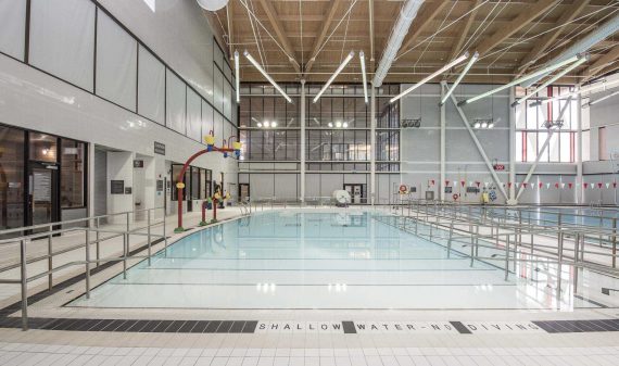 Piscina Aaniin Community Centre - York Regional Municipality