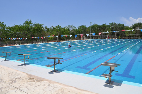 Piscina Alberca Olímpica de la Unidad Deportiva de la Riviera Maya - Playa del Carmen