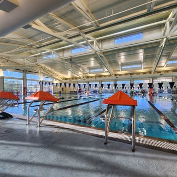 Piscina Aquatic Springs Indoor Pool - Clark County