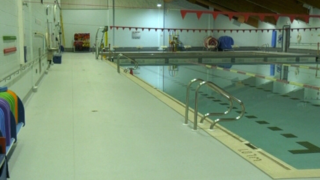 Piscina Archie Dillon Sportsplex - Cochrane District