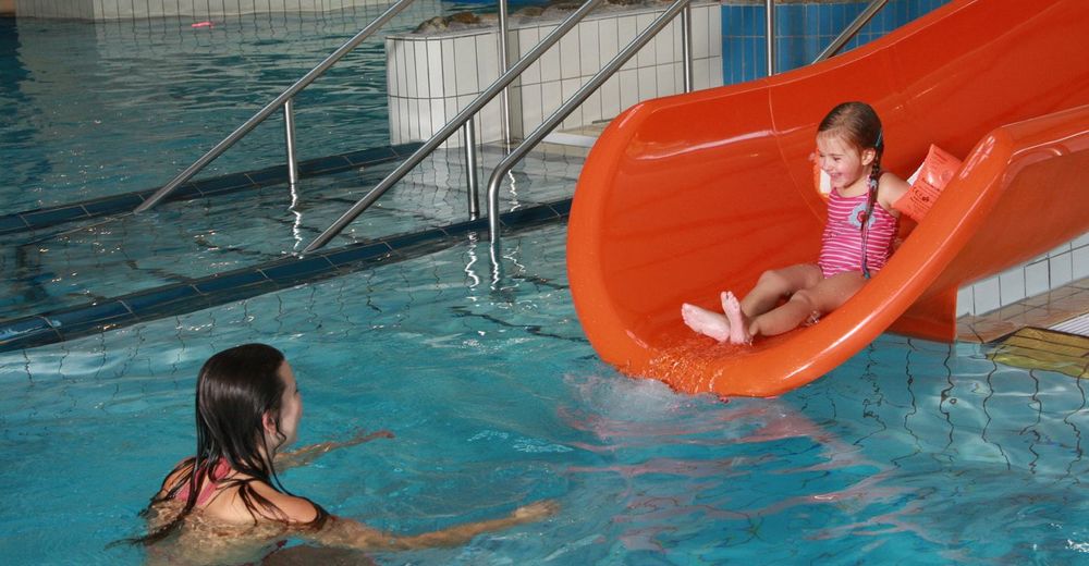 Piscina Arnstädter Sport- und Freizeitbad am Wollmarkt - Arnstadt