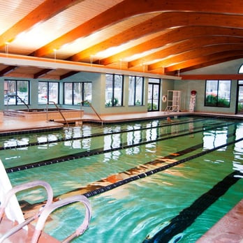 Piscina Athletic Apex Health Club - Monroe County