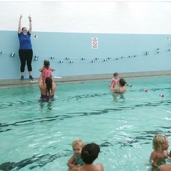 Piscina Auburn YMCA-WEIU - Cayuga County