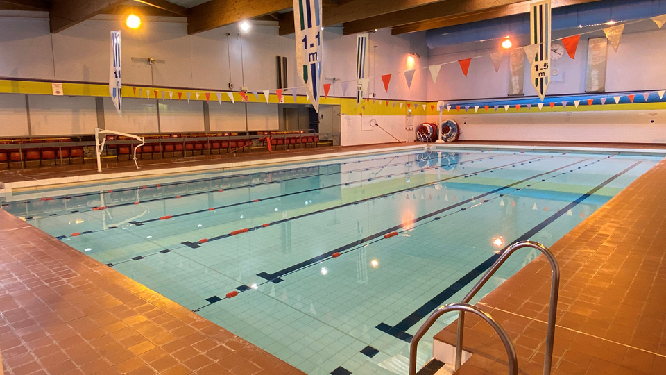 Piscina Auchenharvie Leisure Centre - North Ayrshire