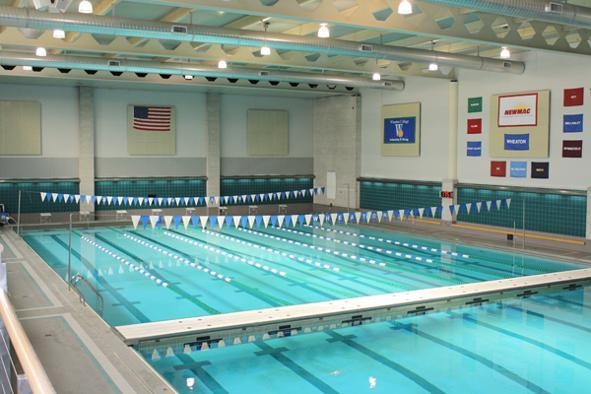 Piscina Balfour Natatorium - Wheaton College - Bristol County