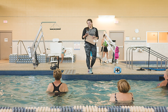 Piscina Beaumont Health Club - Oakland County