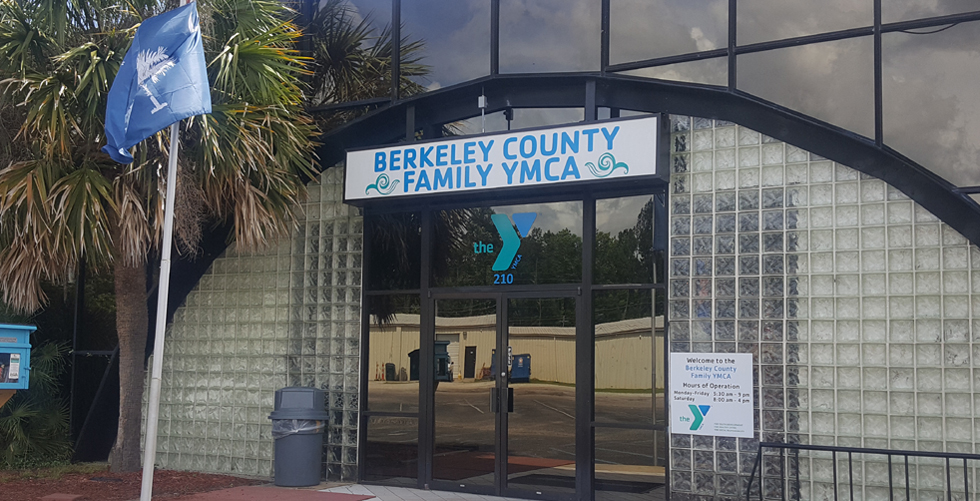 Piscina Berkeley County Family YMCA - Berkeley County