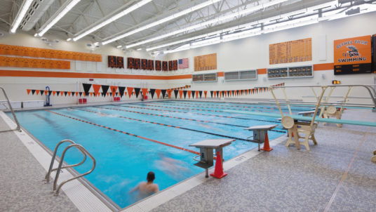 Piscina Bethel Park High School Swimming Pool - Allegheny County