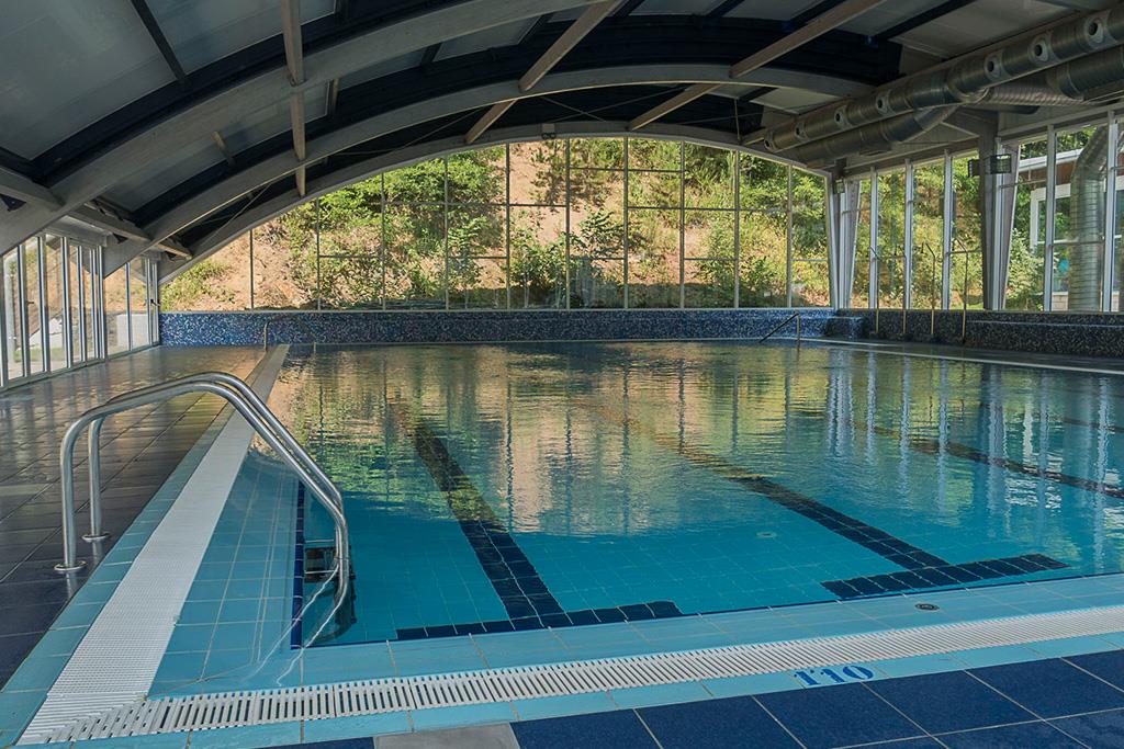 Piscina Bikuña Kiroldegia | Polideportivo Bikuña - Legazpi (Legazpia)