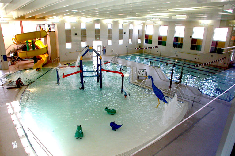 Piscina Briargate YMCA - El Paso County