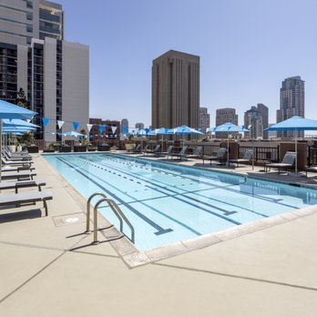 Piscina Broadway Athletic and Swim Club - San Diego County