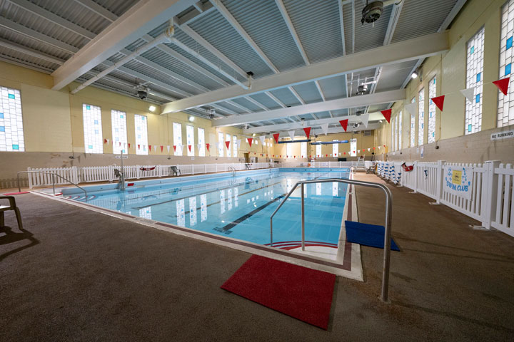 Piscina Brookhaven National Laboratory (BNL) Pool - Suffolk County