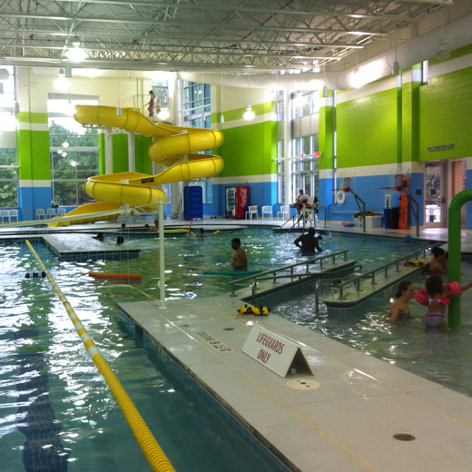 Piscina Buffaloe Road Aquatic Center - Wake County