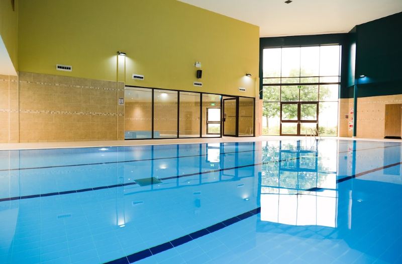 Piscina Burntwood Court Hotel, Spa & Club - Yorkshire West Riding