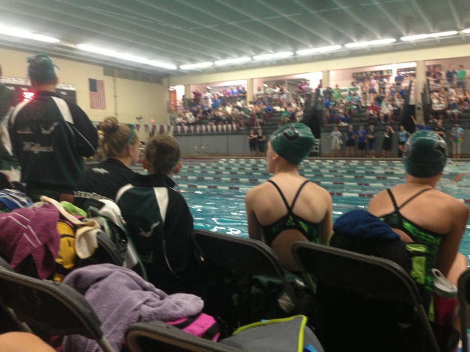 Piscina Central Square Community Center Swimming Pool - Dakota County