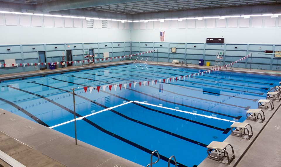 Piscina Central Washington University Natatorium - Kittitas County