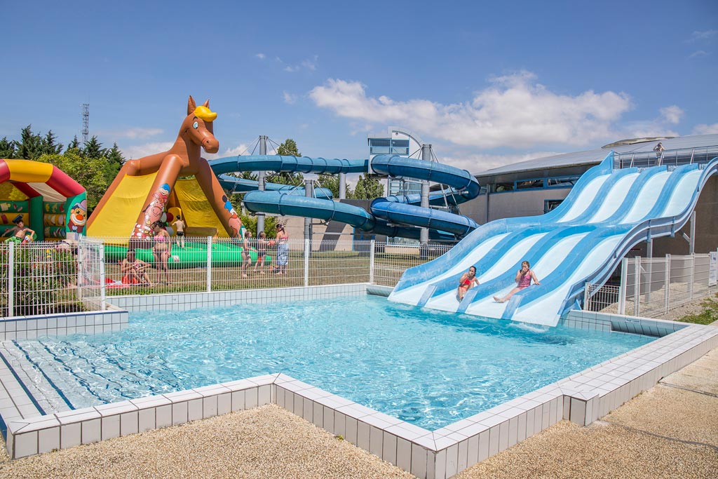 Piscina Centre Aquatique «Palmilud» - Perigny