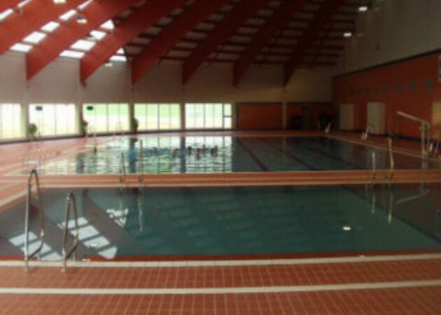 Piscina Centro Deportivo Municipal Alfredo Goyeneche - Madrid