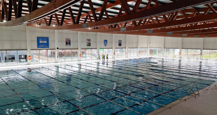 Piscina Centro Deportivo Municipal Francisco Fernández Ochoa / Duet Sports F.F. Ochoa - Madrid