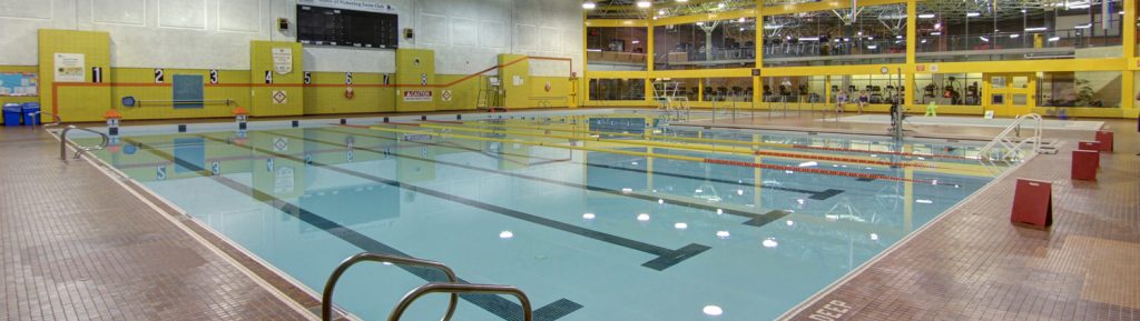 Piscina Chestnut Hill Developments Recreation Complex - Durham Regional Municipality