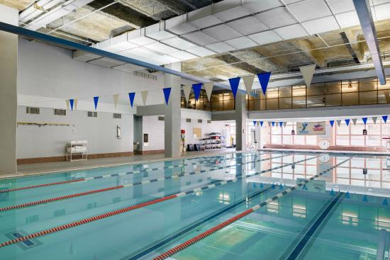 Piscina Childress Klein YMCA - Mecklenburg County