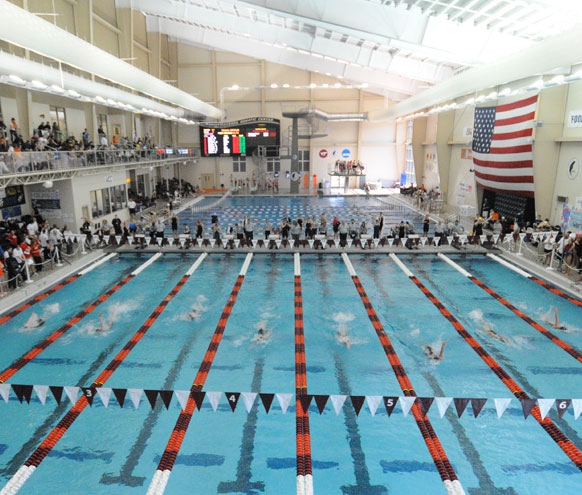 Piscina Christiansburg Aquatic Center - Montgomery County