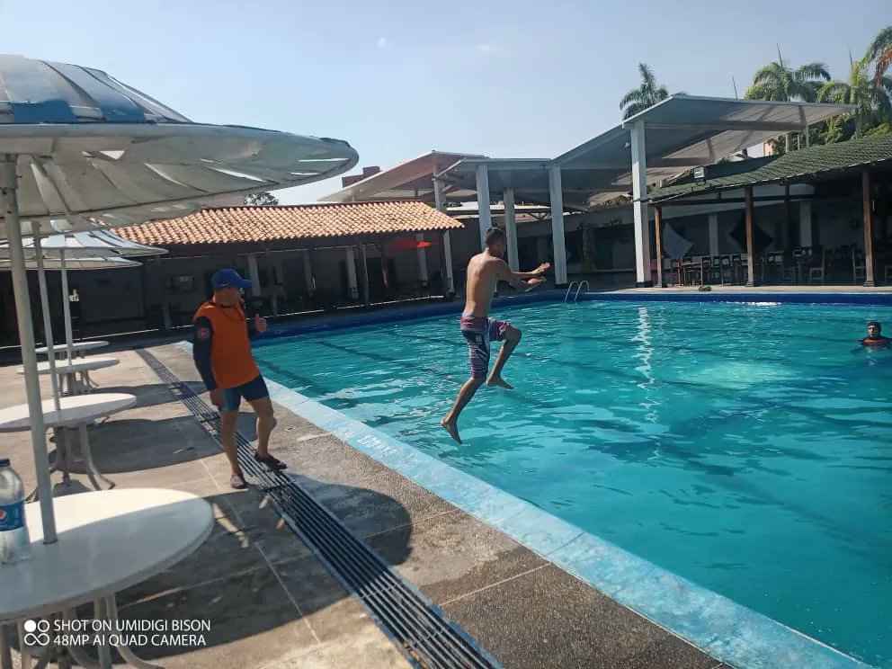 Piscina Círculo Militar de Barquisimeto - Lara