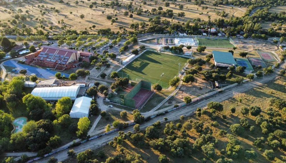 Piscina Ciudad Deportiva Navafría - Moralzarzal