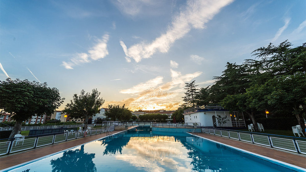 Piscina Club de Tenis de Pamplona - Pamplona