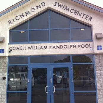 Piscina Coach William Randolph Pool / Richmond Swimming Center - Contra Costa County