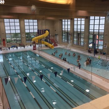 Piscina Coal Creek Family YMCA - King County