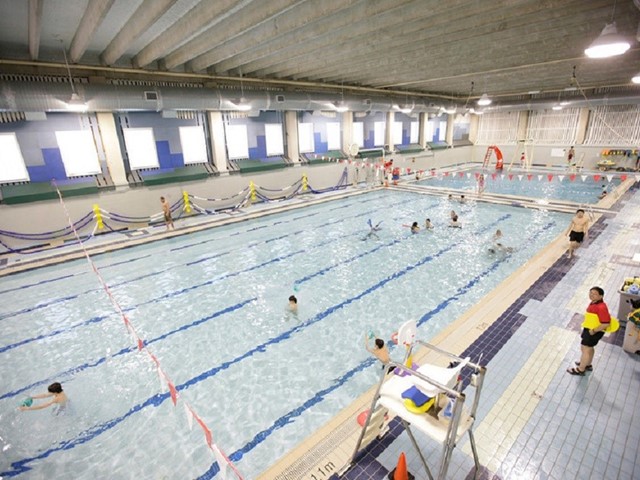 Piscina Confederation Leisure Centre - Edmonton