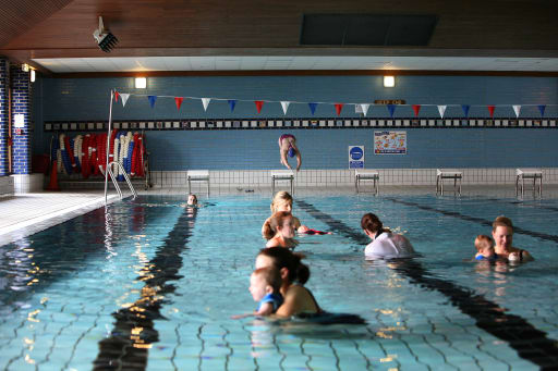 Piscina Culford Sports & Tennis Centre - Culford School - Suffolk