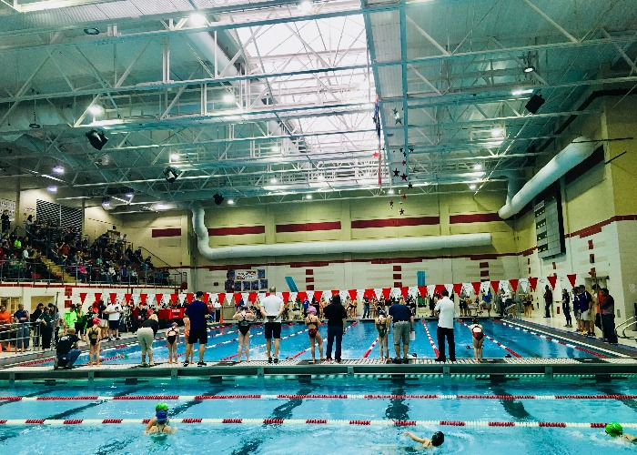 Piscina Cumberland High School Aquatics Center - Providence County