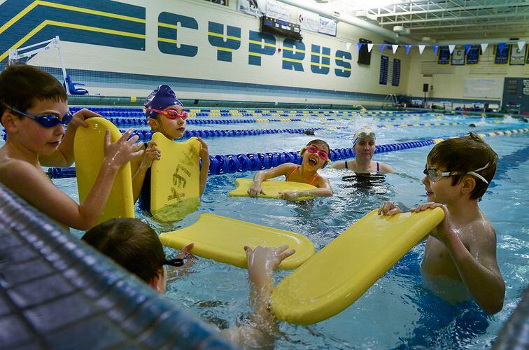 Piscina Cyprus High School Swimming Pool - Salt Lake County