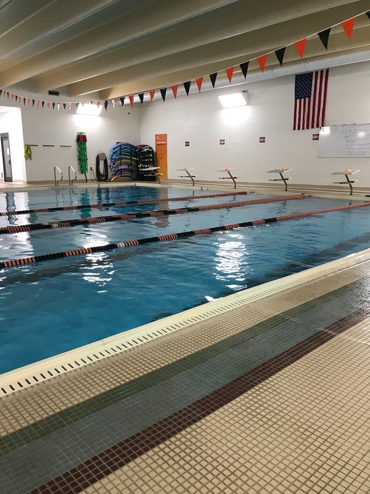 Piscina Davie Family YMCA - Davie County