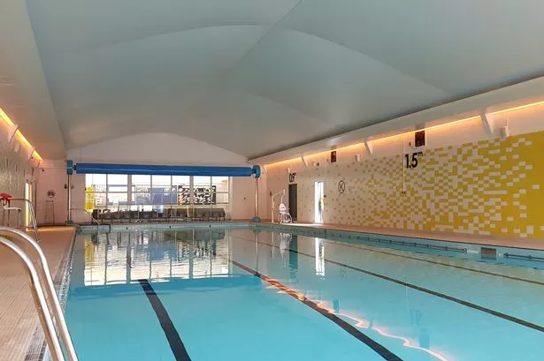 Piscina Denbigh Leisure - Denbighshire