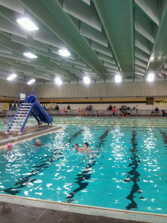 Piscina Dick Hewson Aquatic Center - Larimer County