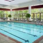 Piscina DoubleTree by Hilton Hotel - Tulsa Warren Place - Tulsa County