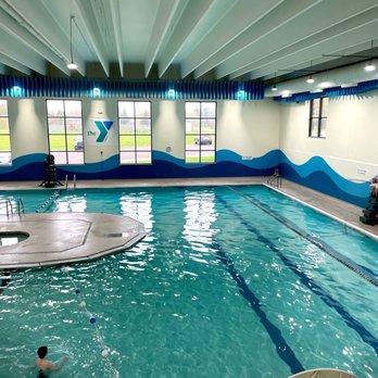 Piscina Duluth Area Family YMCA Downtown Branch - Saint Louis County