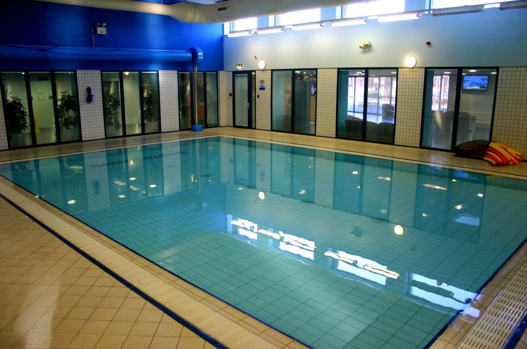 Piscina Dunes Leisure Centre / Splash World - Lancashire